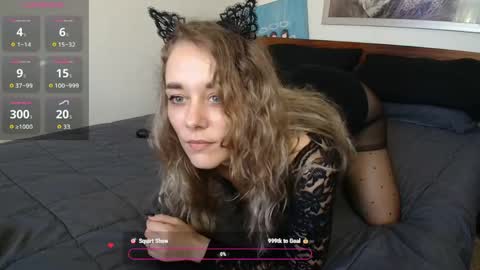 sexxxycrystali online show from May 2026 11:50:01 AM