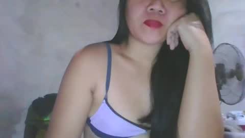 Snapshot of sexxxymomsh chatting on May 2026 07:14:02 AM sexxxymomsh online show from May 2026 07:14:02 AM