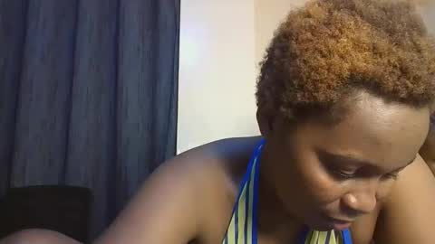 sexxy_amira online show from November 2025 03:44:01 PM