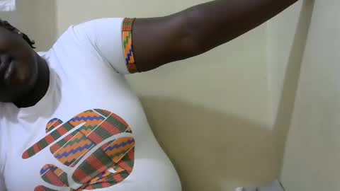 sexxy_bree online show from February 2025 09:37:01 PM