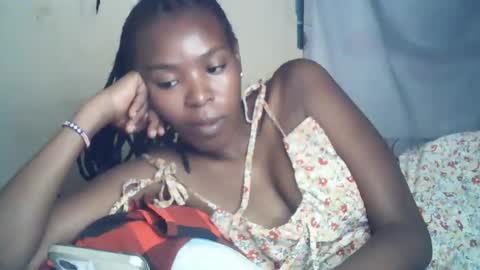 Snapshot of sexxy_curvy23 chatting on June 2026 03:28:01 AM sexxy_curvy23 online show from June 2026 03:28:01 AM