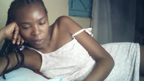 Snapshot of sexxy_curvy23 chatting on June 2026 03:35:02 AM sexxy_curvy23 online show from June 2026 03:35:02 AM