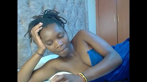 Snapshot of sexxy_santa chatting on February 2025 05:29:01 AM Santa online show from February 2025 05:29:01 AM