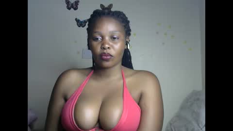 Snapshot of sexxy_savage chatting on March 2025 10:17:02 PM sexxy_savage online show from March 2025 10:17:02 PM