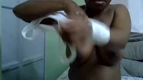 Snapshot of sexxybuttie chatting on November 2025 12:48:01 PM African Queen online show from November 2025 12:48:01 PM