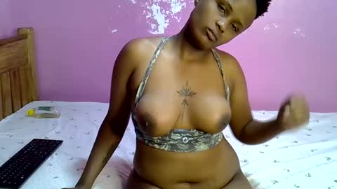 Snapshot of sexxychrista chatting on November 2025 10:37:01 PM call me kyeem online show from November 2025 10:37:01 PM