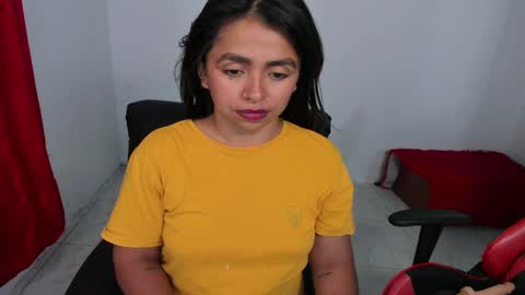 Snapshot of sexxyhot23 chatting on December 2024 04:40:01 AM LINDA online show from December 2024 04:40:01 AM