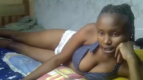 sexxyjey_ online show from October 2025 07:01:02 PM