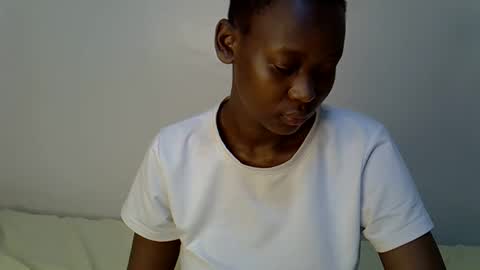 sexxyvee224 online show from October 2025 11:11:01 AM