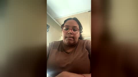 sexxyylola online show from April 2026 08:53:01 PM