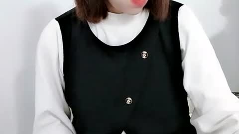 sexy8685 online show from December 2025 01:54:01 AM