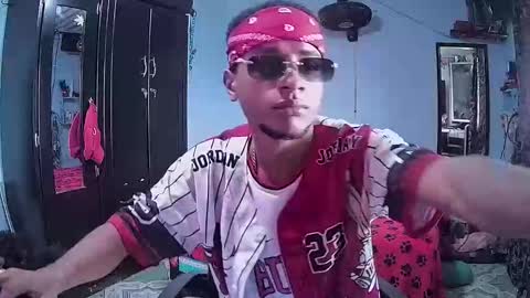 Sebastian online show from March 2026 07:17:02 PM