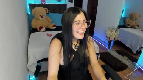 Snapshot of sexy_3512 chatting on August 2026 11:17:01 PM LUXURY online show from August 2026 11:17:01 PM