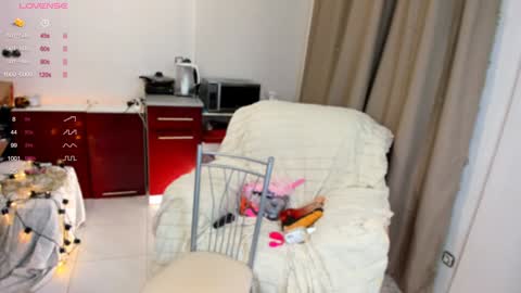 Snapshot of sexy__nimph chatting on December 2024 06:22:01 PM Alice online show from December 2024 06:22:01 PM