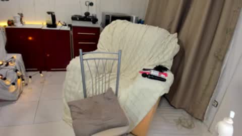 Snapshot of sexy__nimph chatting on February 2025 09:58:01 PM Alice online show from February 2025 09:58:01 PM