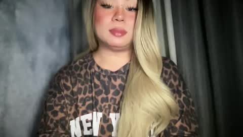 Snapshot of sexy_and_iknewit chatting on February 2026 04:01:01 PM BREANNA online show from February 2026 04:01:01 PM