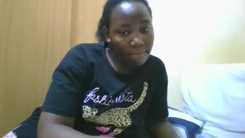 Snapshot of sexy_ariana90 chatting on October 2025 10:15:02 AM Reshia online show from October 2025 10:15:02 AM