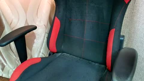 Snapshot of sexy_as_fuck_ chatting on February 2026 11:24:01 AM Jessica Face only in pvt or in snapchat Dont ask more.... online show from February 2026 11:24:01 AM