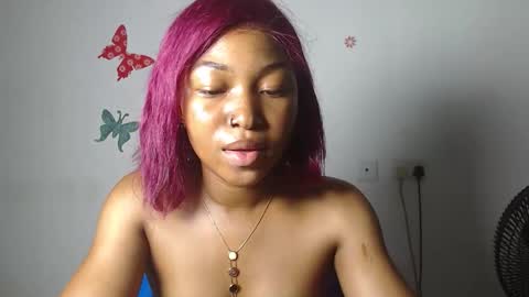 sexy_bluey247 online show from November 2025 07:18:01 PM