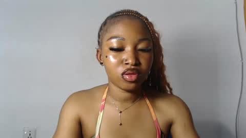 Snapshot of sexy_bluey247 chatting on June 2026 05:07:01 AM sexy_bluey247 online show from June 2026 05:07:01 AM