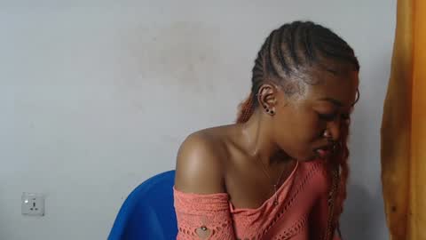 Snapshot of sexy_bluey247 chatting on June 2026 02:50:02 PM sexy_bluey247 online show from June 2026 02:50:02 PM