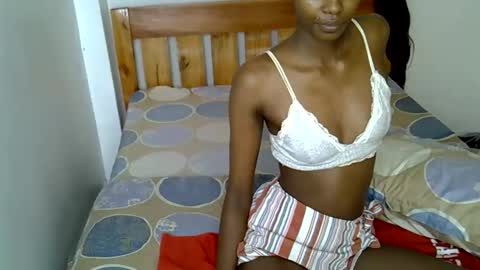 Snapshot of sexy_charliee chatting on February 2026 11:46:02 AM sexy_charliee online show from February 2026 11:46:02 AM