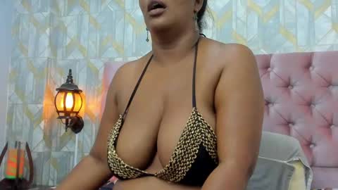 Snapshot of sexy_hot_mature chatting on March 2025 08:37:02 AM lina online show from March 2025 08:37:02 AM