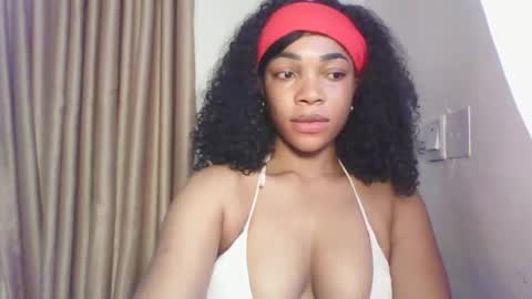 Sexy kitty881 online show from October 2025 03:46:02 PM