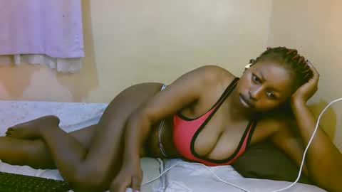 Snapshot of sexy_latasha chatting on April 2026 07:58:02 PM sexy_latasha online show from April 2026 07:58:02 PM