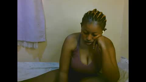 Snapshot of sexy_latasha chatting on May 2026 08:29:01 AM sexy_latasha online show from May 2026 08:29:01 AM