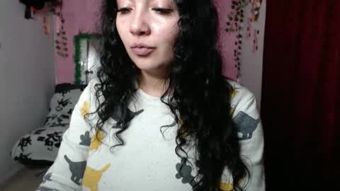 sexy lolas online show from February 2025 05:08:01 AM