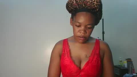 sexy_lyna online show from December 2025 11:26:02 AM