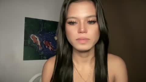 Nicole online show from May 2026 11:45:02 PM