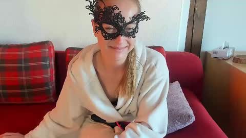 Marlen online show from February 2025 10:37:02 AM