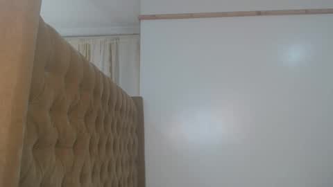 sexy online show from April 2026 05:18:01 PM