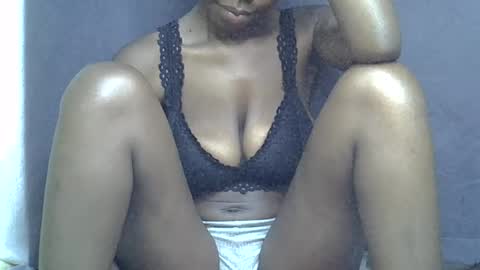 Snapshot of sexy_peach4 chatting on July 2026 11:20:01 PM sexy_peach4 online show from July 2026 11:20:01 PM