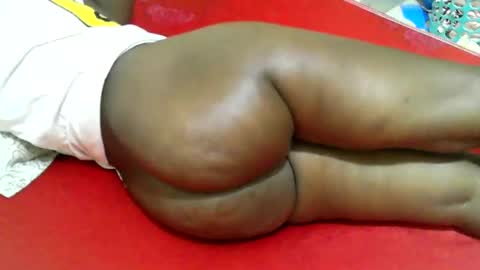 Snapshot of sexy_quincy1 chatting on February 2025 01:58:01 AM Sexy Quincy online show from February 2025 01:58:01 AM