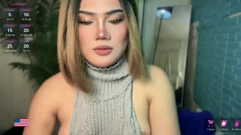 Snapshot of sexy_rc18 chatting on May 2026 08:15:01 PM RC online show from May 2026 08:15:01 PM