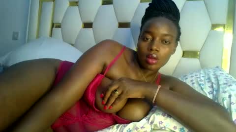 laura online show from February 2025 06:28:01 AM