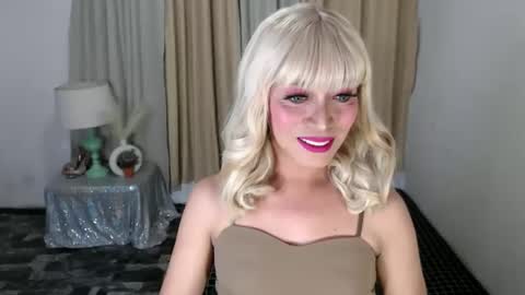 sexy_yllona online show from March 2026 10:44:02 AM
