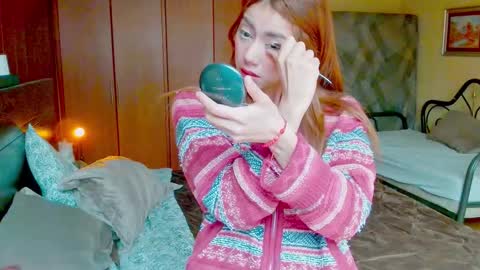 Snapshot of sexyaliceskay chatting on March 2026 06:25:02 PM Alice Skay online show from March 2026 06:25:02 PM