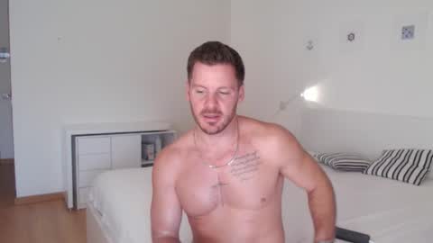 Snapshot of sexyandmarried chatting on January 2025 01:32:01 PM sexyandmarried online show from January 2025 01:32:01 PM