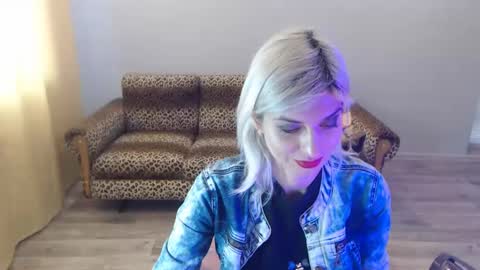 Snapshot of sexybeatriice chatting on January 2025 07:32:02 AM sexybeatriice online show from January 2025 07:32:02 AM
