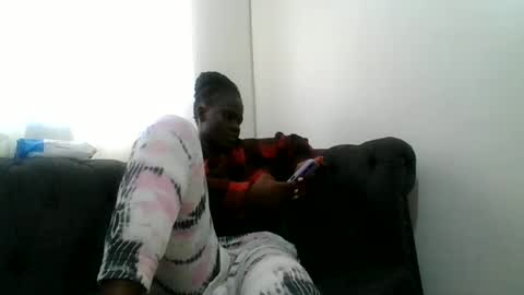yvonne online show from May 2026 09:27:02 AM