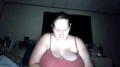 Snapshot of sexybitch9214 chatting on October 2025 02:20:01 AM Etowngirl14 online show from October 2025 02:20:01 AM