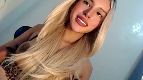 Seraphina Blaze online show from February 2025 05:41:01 AM