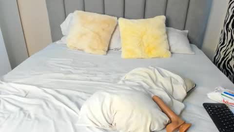 dolly online show from March 2026 09:02:01 AM