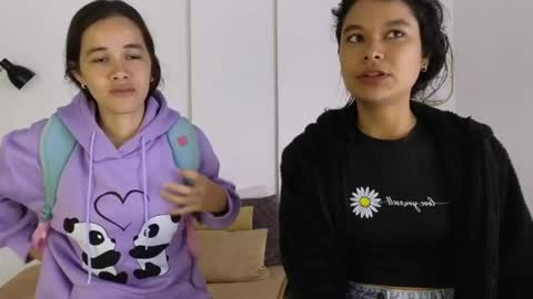 chanell and yina online show from April 2026 01:16:02 PM