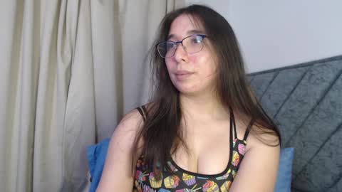 Coralinne online show from March 2025 05:20:01 AM