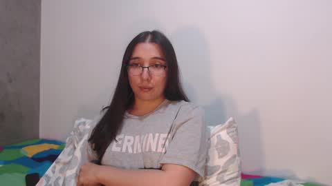 Coralinne online show from March 2025 09:06:02 PM